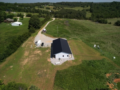 Modern Barndominium on 5 Acres - Close to Town, Full of Charm! - image 2