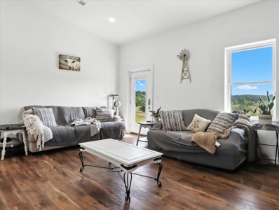 Modern Barndominium on 5 Acres - Close to Town, Full of Charm! - image 11