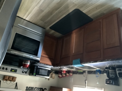 ONLINE REAL ESTATE AUCTION- Closing Mon., Sept. 8th @ 6pm - image 8