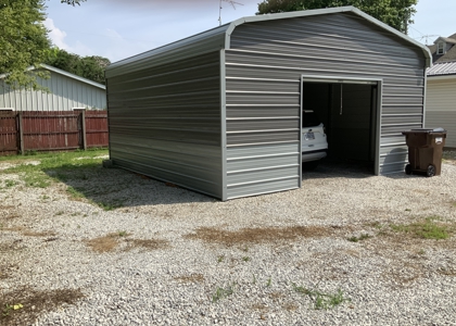 ONLINE REAL ESTATE AUCTION- Closing Mon., Sept. 8th @ 6pm - image 5
