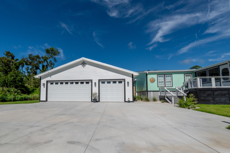Newly Remodeled Home For Sale in Steinhatchee, FL - image 13