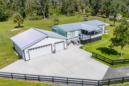 Newly Remodeled Home For Sale in Steinhatchee, FL - image 1