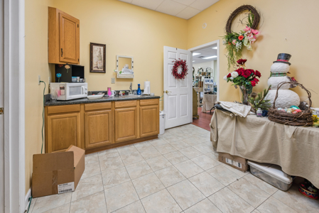 Active Commercial Building for Sale in Live Oak, Florida - image 15