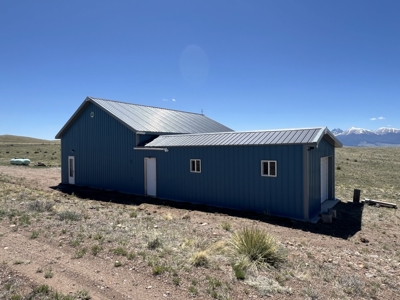 Self Sustaining Adventure Property - image 2