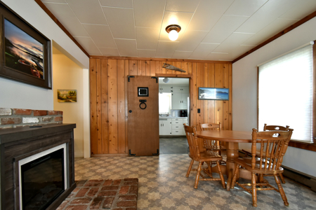 One-of-a-Kind Mixed Use Property in North Idaho! - image 9