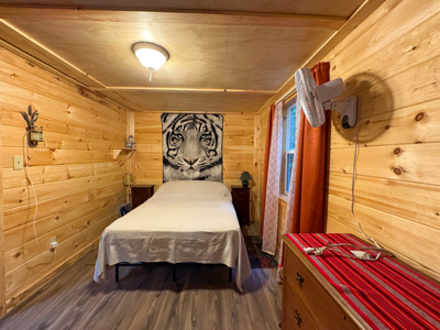 Off-Grid Maine Cabin with Lake Access - image 10