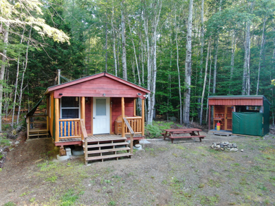 Off-Grid Maine Cabin with Lake Access - image 1