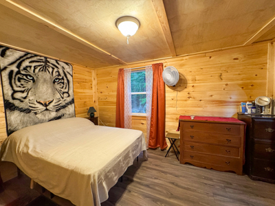 Off-Grid Maine Cabin with Lake Access - image 9