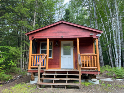 Off-Grid Maine Cabin with Lake Access - image 2
