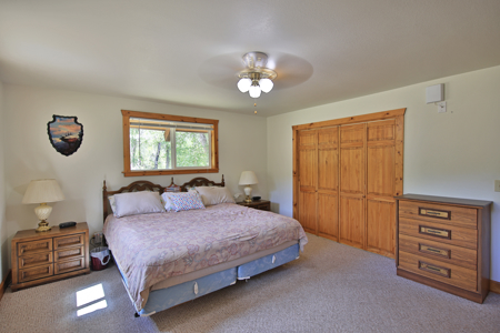 Mountain Log Home on Acreage For Sale in Western Colorado - image 19