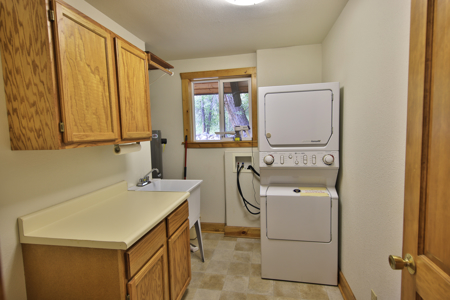 Mountain Log Home on Acreage For Sale in Western Colorado - image 16