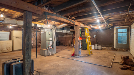 Home in Town for sale in the Arkansas Ozarks - image 34