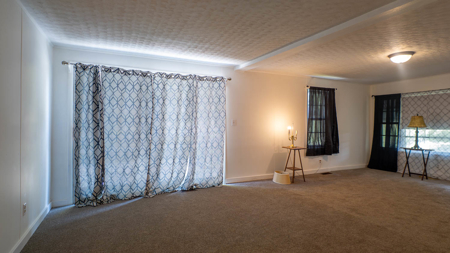 Home in Town for sale in the Arkansas Ozarks - image 15