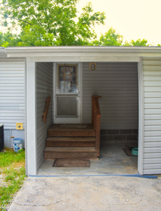Country Home and Land for Sale near Vienna, Missouri - image 10