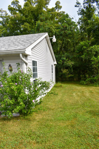 Country Home and Land for Sale near Vienna, Missouri - image 1