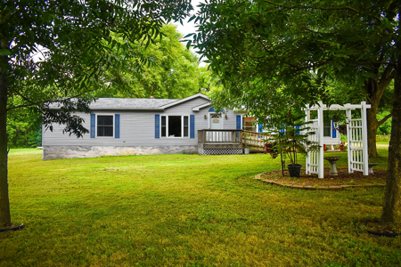 Country Home and Land for Sale near Vienna, Missouri - image 15