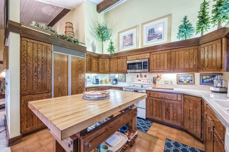 Fox Acres Golf Property in a Gated Community - image 6