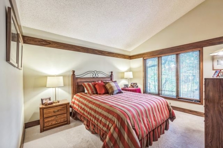 Fox Acres Golf Property in a Gated Community - image 8