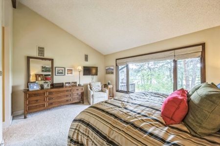 Fox Acres Golf Property in a Gated Community - image 10