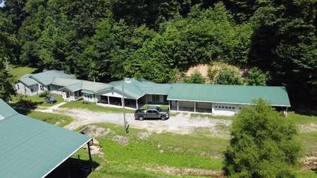 Country home with wooded land and pasture in Lewis county ky - image 12