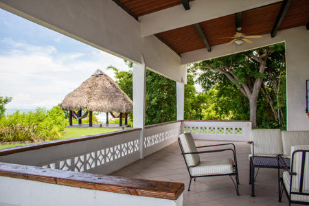 Beachfront Retreat with 2 Homes for Rent, Punta Caelo, San Carlos - image 20