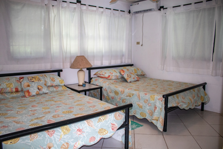 Beachfront Retreat with 2 Homes for Rent, Punta Caelo, San Carlos - image 11