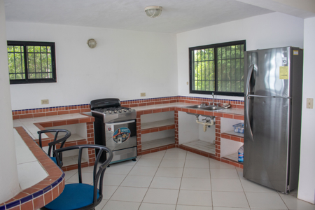 Beachfront Retreat with 2 Homes for Rent, Punta Caelo, San Carlos - image 7