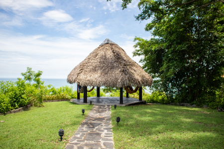 Beachfront Retreat with 2 Homes for Rent, Punta Caelo, San Carlos - image 21