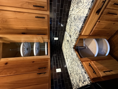 Custom Built Craftsman Home & 1.11 Acre Lot For Sale At Auction - image 15