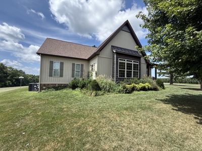 Custom Built Craftsman Home & 1.11 Acre Lot For Sale At Auction - image 2