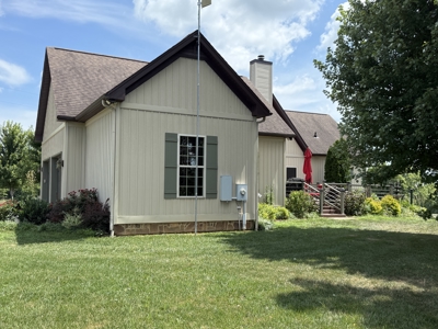 Custom Built Craftsman Home & 1.11 Acre Lot For Sale At Auction - image 8
