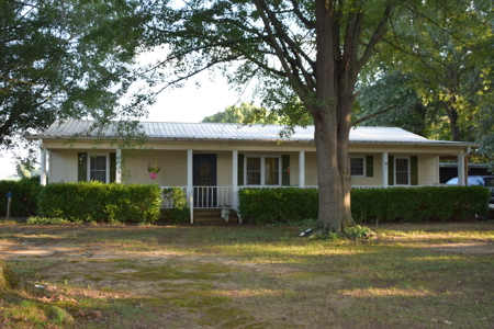 Country Home For Sale in Bells, TN Crockett County, TN - image 8
