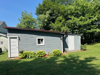 Home For Sale on Large Lot in Herkimer, New york - image 5