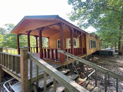 Cave With Natural Water In Yellville - image 1