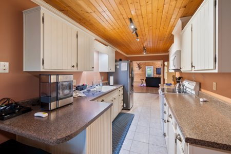 Home on the Cumberland River In Russell County, Ky - image 30