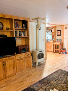 Home on 2.2 Creekfront Acres – Lincoln, MT - image 37
