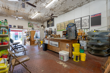 Pelham Feed & Seed - Turn key Business - image 28