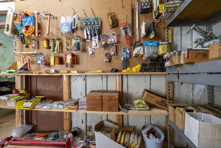 Pelham Feed & Seed - Turn key Business - image 21