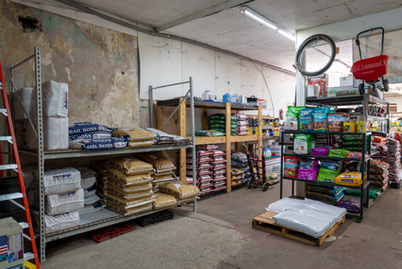 Pelham Feed & Seed - Turn key Business - image 34