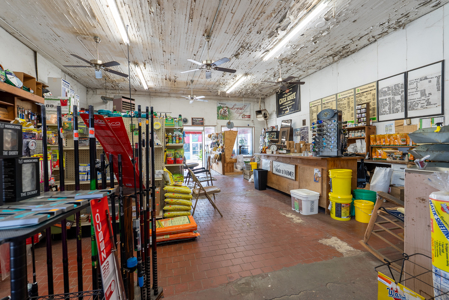 Pelham Feed & Seed - Turn key Business - image 29