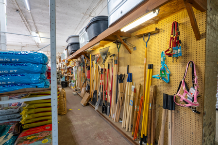 Pelham Feed & Seed - Turn key Business - image 32