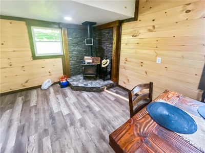 Remodeled 3 Bed 3 Bath Farm House in Alpena, Ar For Sale - image 10