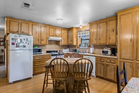 Country Home for sale in Alba, TX - image 5