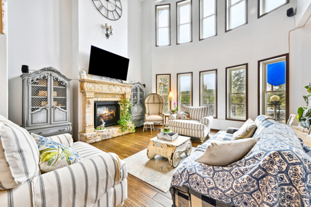 Luxury French Provincial Home on 35 Acres in Florissant, CO - image 7