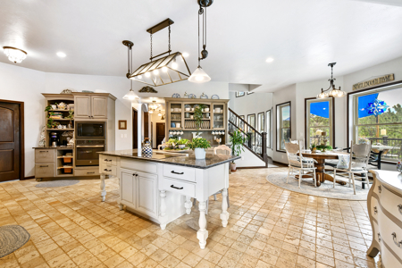 Luxury French Provincial Home on 35 Acres in Florissant, CO - image 8