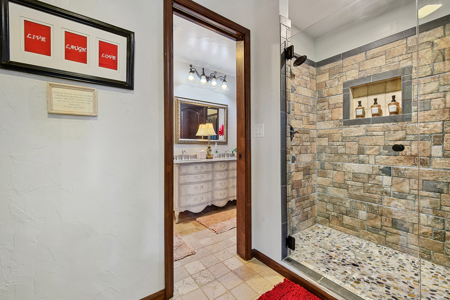 Luxury French Provincial Home on 35 Acres in Florissant, CO - image 32