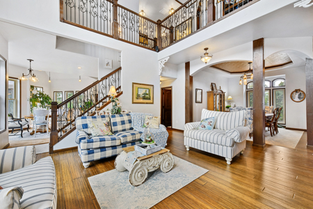 Luxury French Provincial Home on 35 Acres in Florissant, CO - image 4