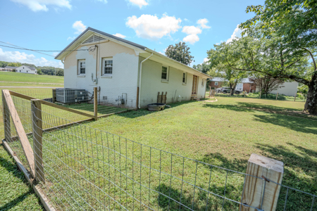 Home for sale in Lawrenceburg TN - image 21