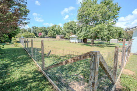 Home for sale in Lawrenceburg TN - image 16