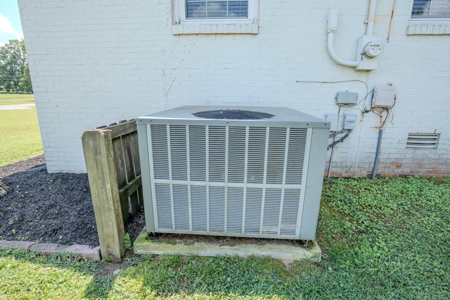 Home for sale in Lawrenceburg TN - image 22